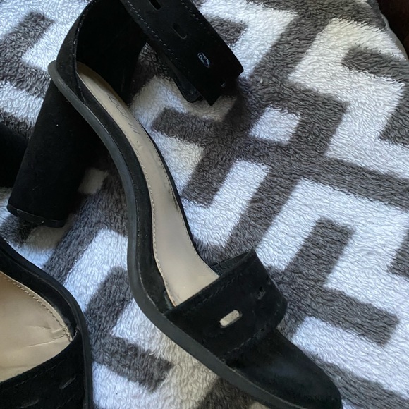 Comfy black heels - Picture 6 of 7